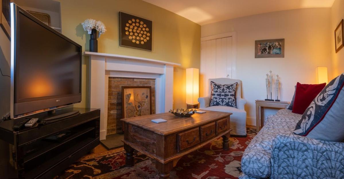 Foulis Castle Gate Lodge Evanton Экстерьер фото