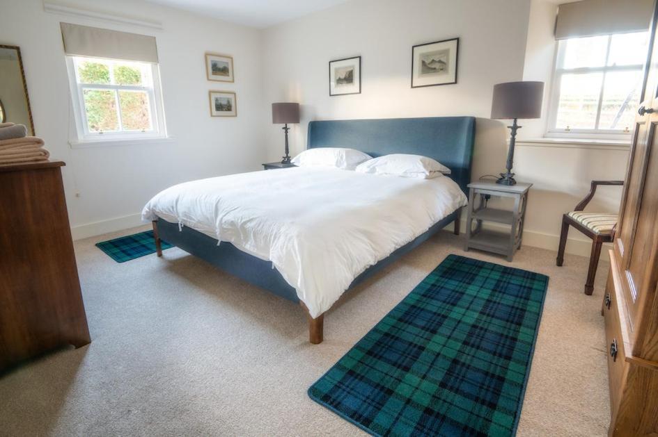 Foulis Castle Gate Lodge Evanton Экстерьер фото